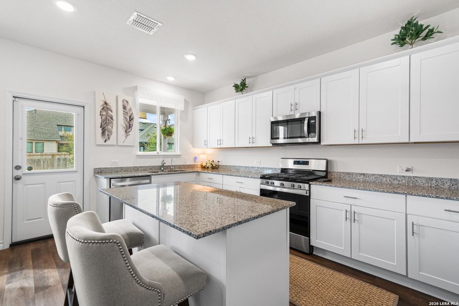 Furnished interior view inside a new home in Corley Farms, Boerne (Image 41).
