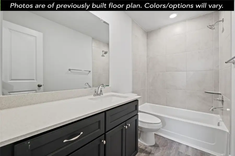 Furnished interior view inside a new home in Santa Fe, Cleveland (Image 5). Furnished interior view inside a new home in Santa Fe, Cleveland (Image 5).