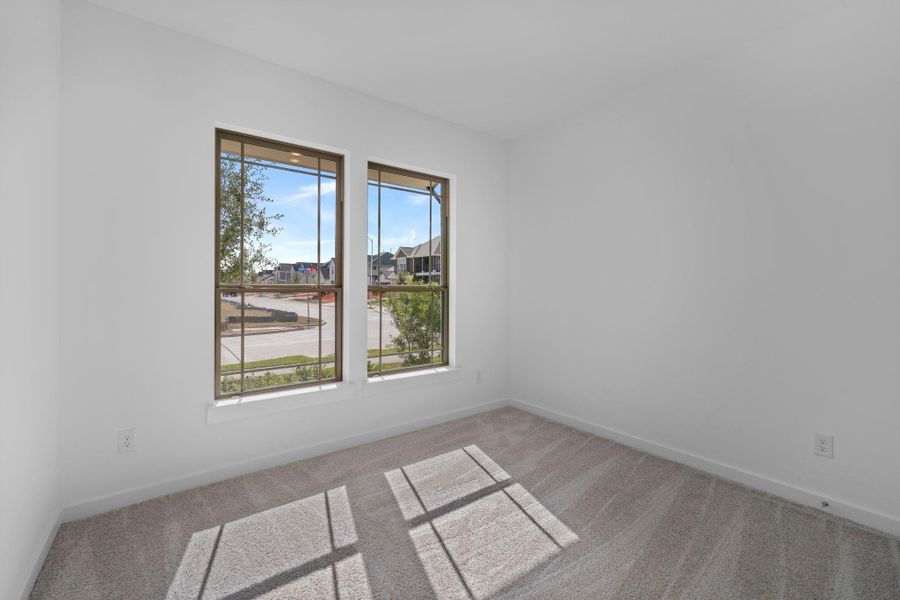 Spacious, unfurnished interior of a new home in , Missouri City (Image 25).