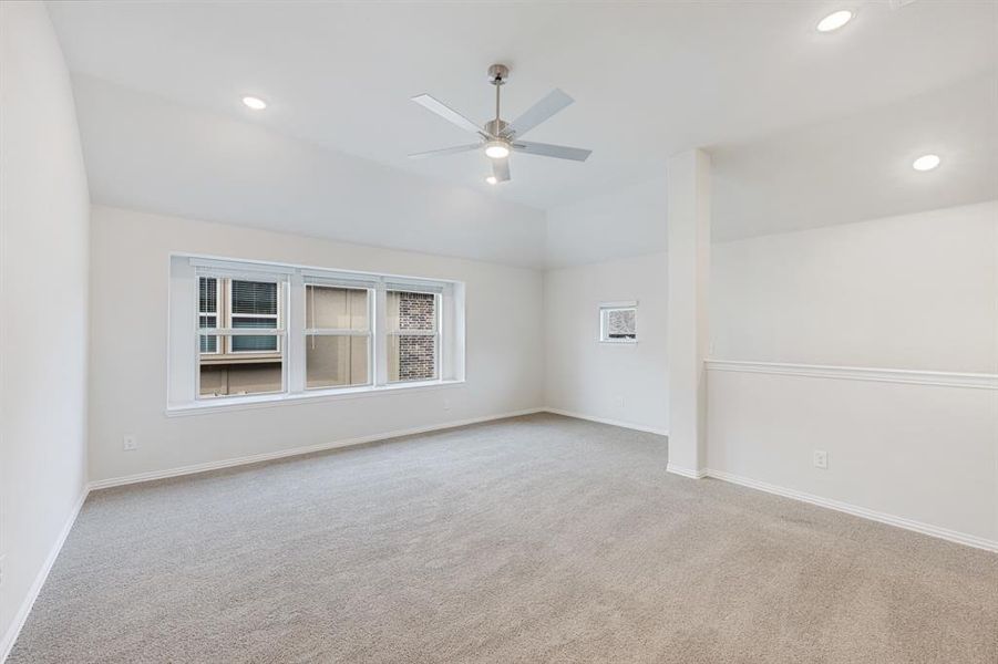 Spacious, unfurnished interior of a new home in Liberty, Melissa (Image 23).