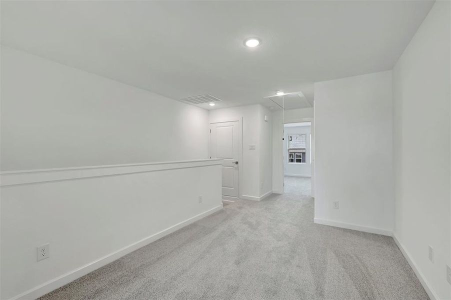 Spacious, unfurnished interior of a new home in Providence Commons, Providence Village (Image 31). Spacious, unfurnished interior of a new home in Providence Commons, Providence Village (Image 31).