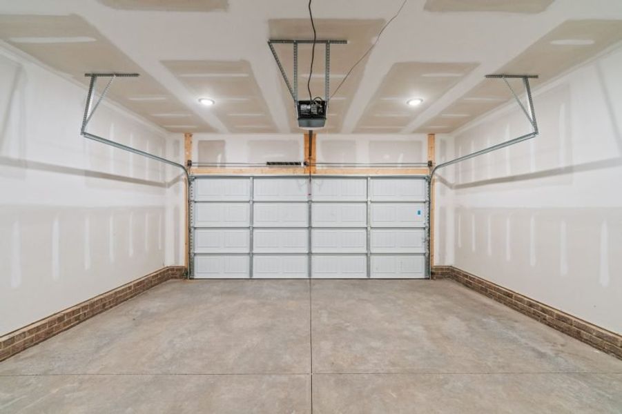 Spacious, unfurnished interior of a new home in Miller's Reserve, Greensboro (Image 40). Spacious, unfurnished interior of a new home in Miller's Reserve, Greensboro (Image 40).