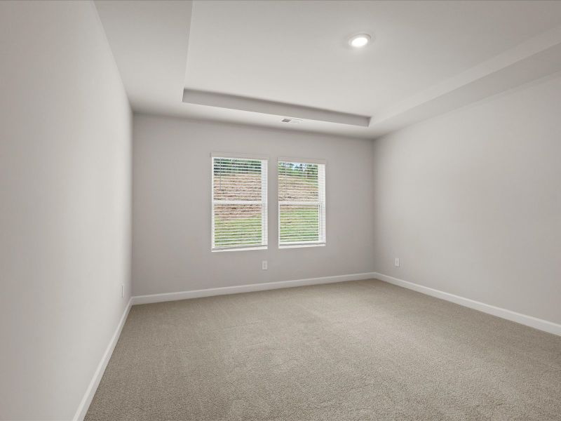 Spacious, unfurnished interior of a new home in Riverwood Farm, Piedmont (Image 11).
