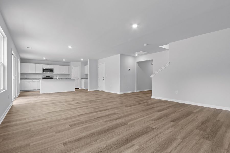 4br New Home in Conway, SC.  - Slide 5