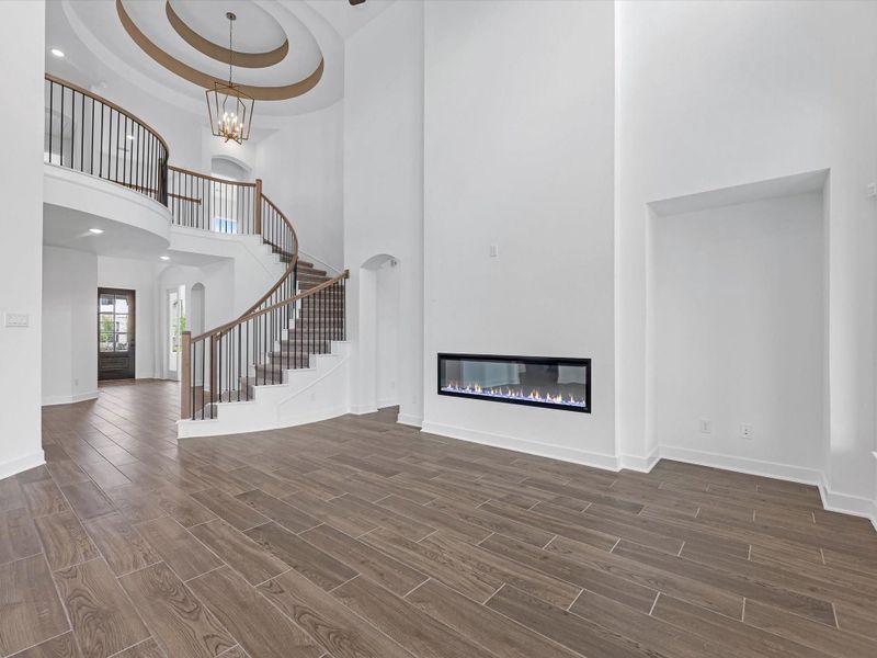 Representative image. Features, specifications, selections and colors may vary.