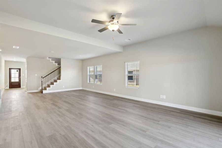 Photo is not of the actual home, but is an inspirational photo of builder’s model home and may depict options, furnishings, and/or decorator features that are not included. Photo is not of the actual home, but is an inspirational photo of builder’s model home and may depict options, furnishings, and/or decorator features that are not included.