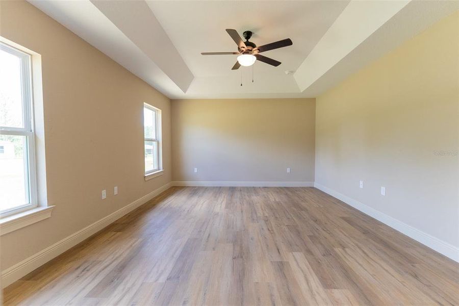Spacious, unfurnished interior of a new home in Marion Oaks, Ocala (Image 38).