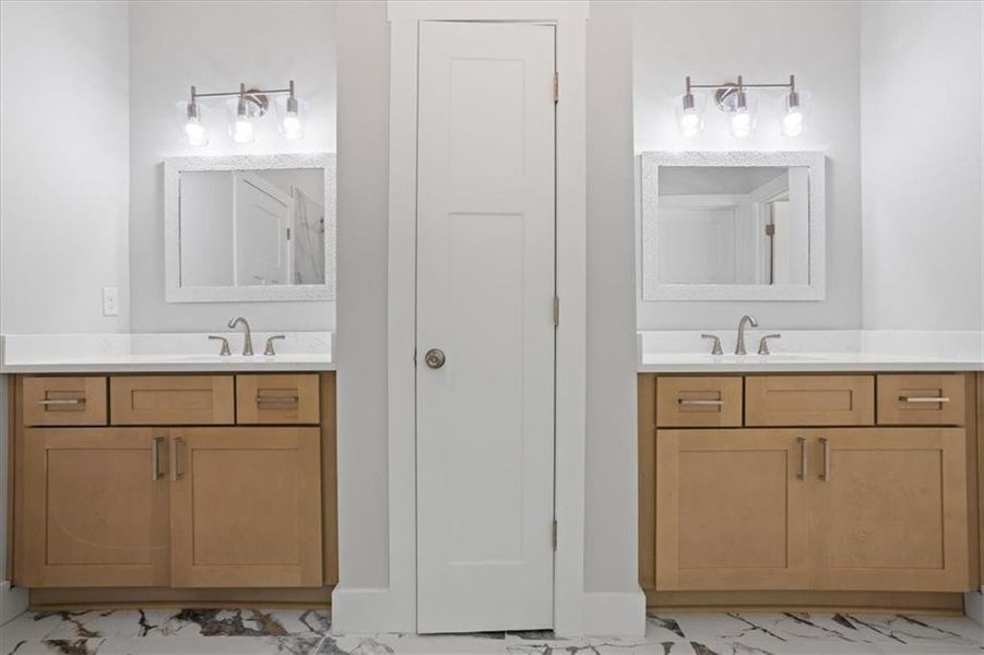 Image 33 of a home in .