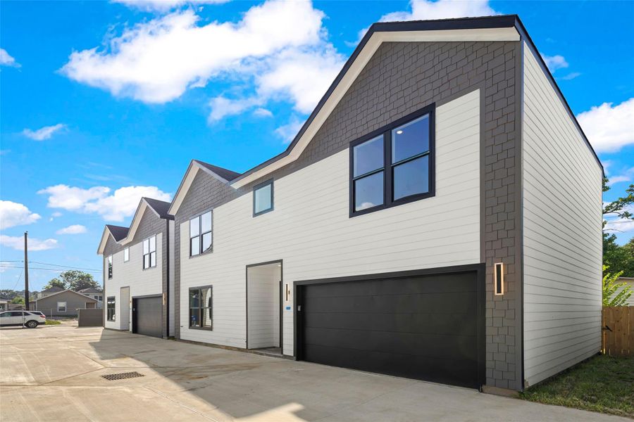 Front exterior of a new home in , Houston, TX, highlighting curb appeal (Image 1). Front exterior of a new home in , Houston, TX, highlighting curb appeal (Image 1).