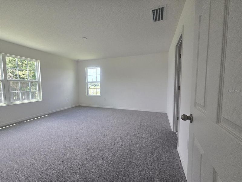 Spacious, unfurnished interior of a new home in Sky Lakes Towns, St. Cloud (Image 10). Spacious, unfurnished interior of a new home in Sky Lakes Towns, St. Cloud (Image 10).