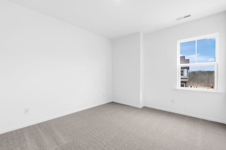 Spacious, unfurnished interior of a new home in Ridge at Sugar Creek, Indian Land (Image 15).