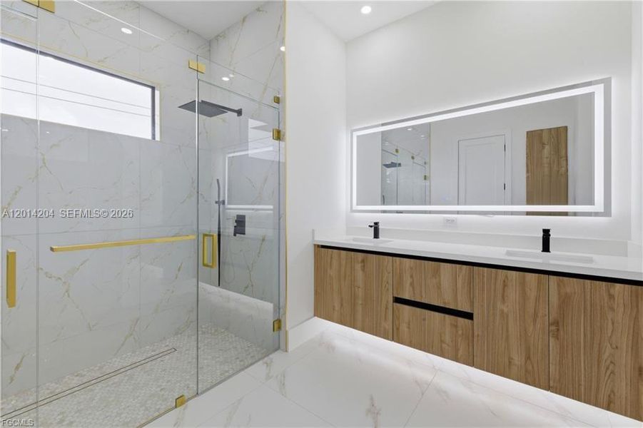 Furnished interior view inside a new home in , Cape Coral (Image 15).