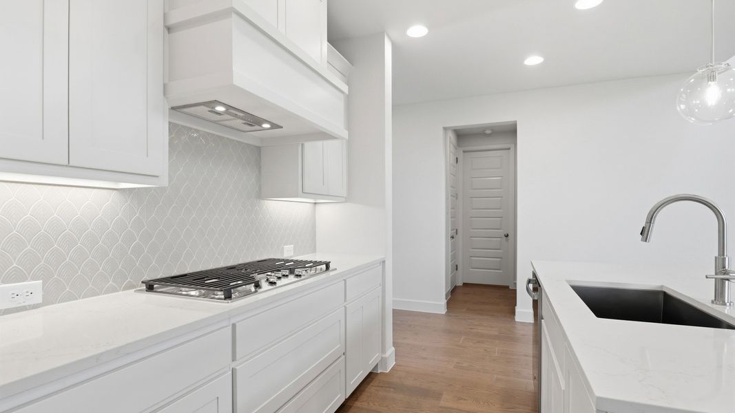 Furnished interior view inside a new home in Cambridge Crossing, Celina (Image 12).