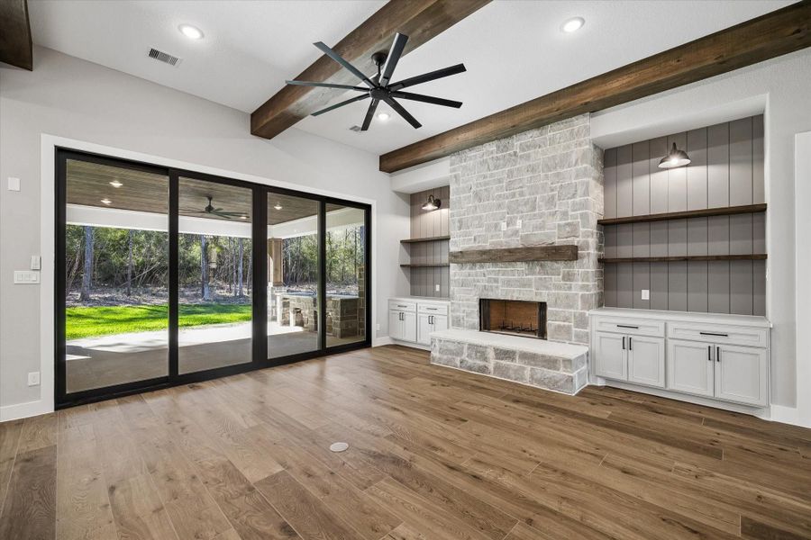 Spacious, unfurnished interior of a new home in , Huntsville (Image 22).