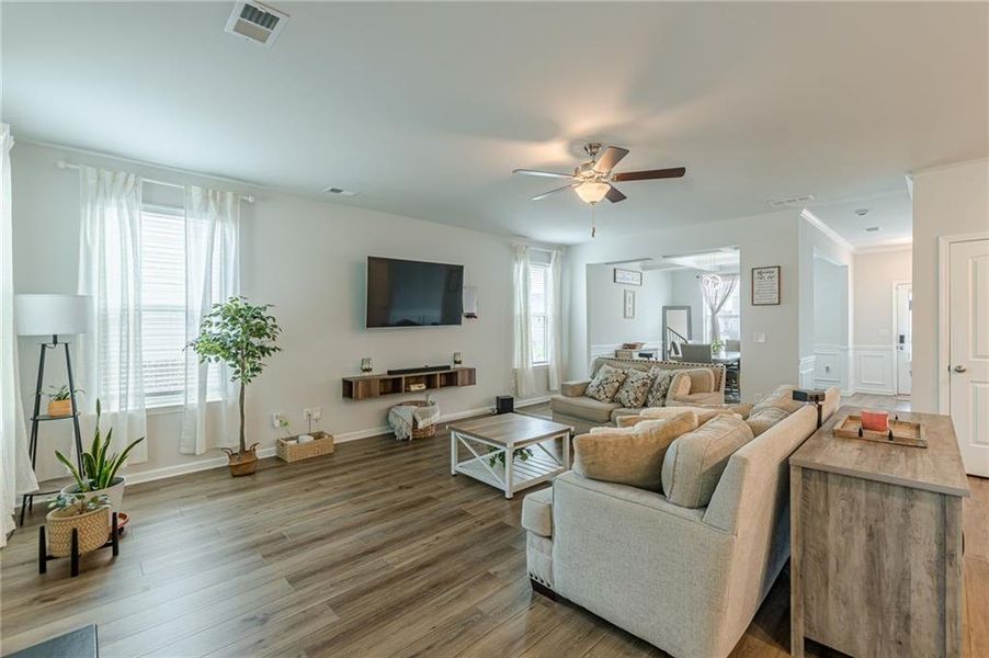 Furnished interior view inside a new home in Dixon Farm, Fayetteville (Image 11).