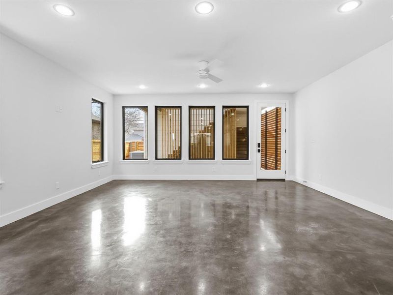 Spacious, unfurnished interior of a new home in , Fort Worth (Image 22).