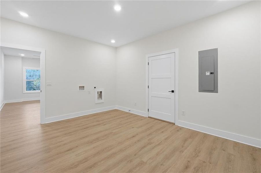 Spacious, unfurnished interior of a new home in , Ranger (Image 32).