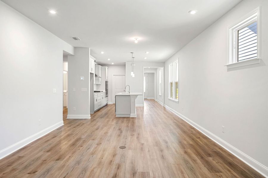 Spacious, unfurnished interior of a new home in Sun City Hilton Head, Bluffton (Image 11). Spacious, unfurnished interior of a new home in Sun City Hilton Head, Bluffton (Image 11).
