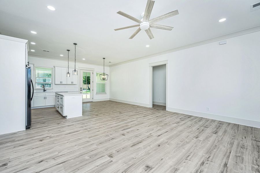 Spacious, unfurnished interior of a new home in , Hanahan (Image 21).