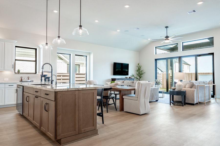 Representative furnished interior of a home built from the Crockett by Beazer Homes in Timber Hollow, Magnolia (Image 6).