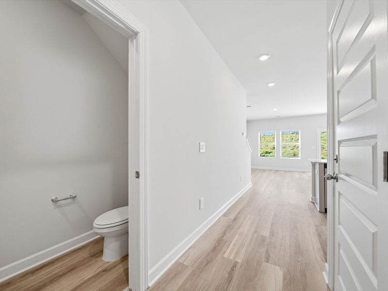 Spacious, unfurnished interior of a new home in Northbrook Village Townes, Taylors (Image 8).