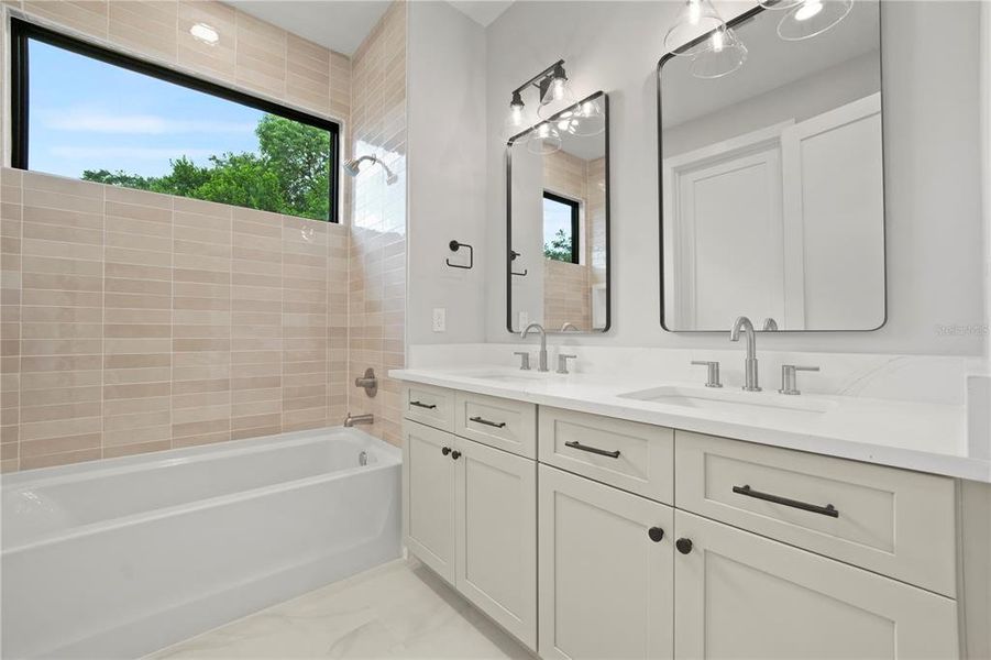 Furnished interior view inside a new home in , Orlando (Image 19).