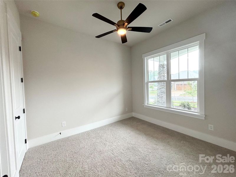 Spacious, unfurnished interior of a new home in Cumberland, Concord (Image 20).