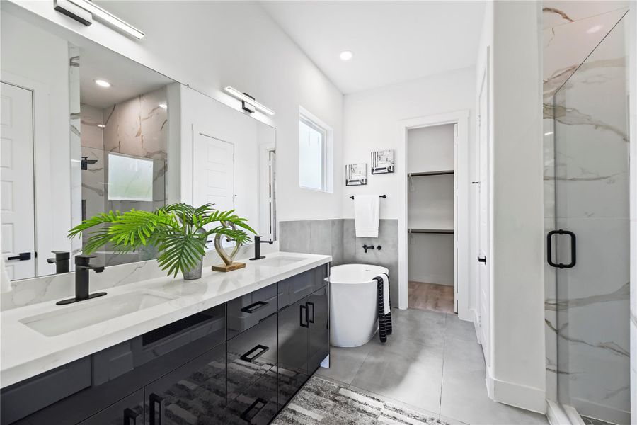 Furnished interior view inside a new home in , Houston (Image 18).