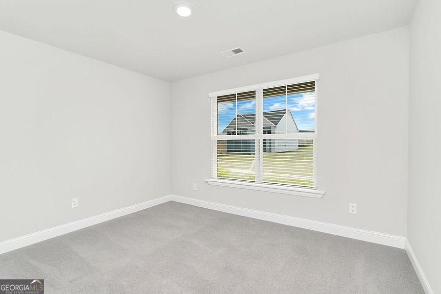 Spacious, unfurnished interior of a new home in Harley Farms South, Bonaire (Image 19).