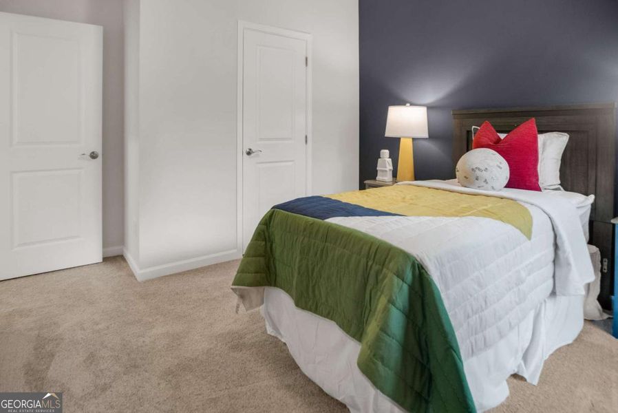 Furnished interior view inside a new home in Stonebridge North, Macon (Image 19).