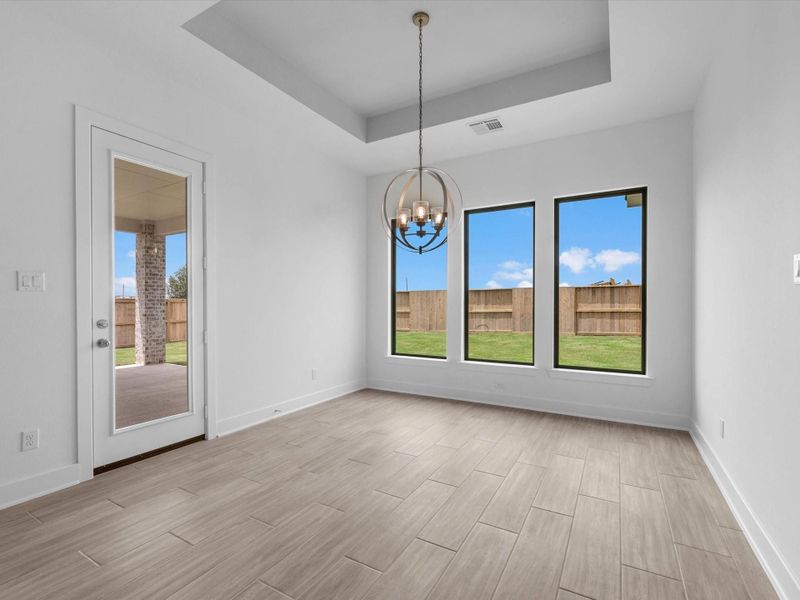 Spacious, unfurnished interior of a new home in Meridiana - 60', Manvel (Image 18). Spacious, unfurnished interior of a new home in Meridiana - 60', Manvel (Image 18).