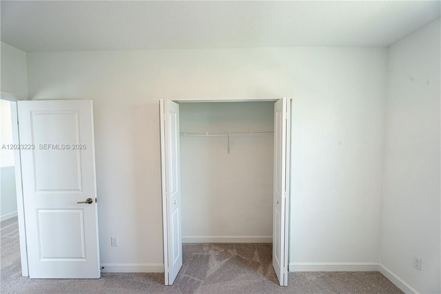 Spacious, unfurnished interior of a new home in Seagrove, Fort Pierce (Image 46). Spacious, unfurnished interior of a new home in Seagrove, Fort Pierce (Image 46).