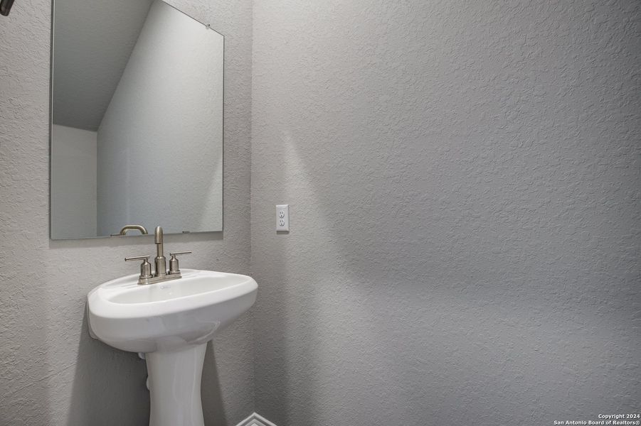 Close-up of interior finishes inside a home in Applewhite Meadows, San Antonio (Image 17).