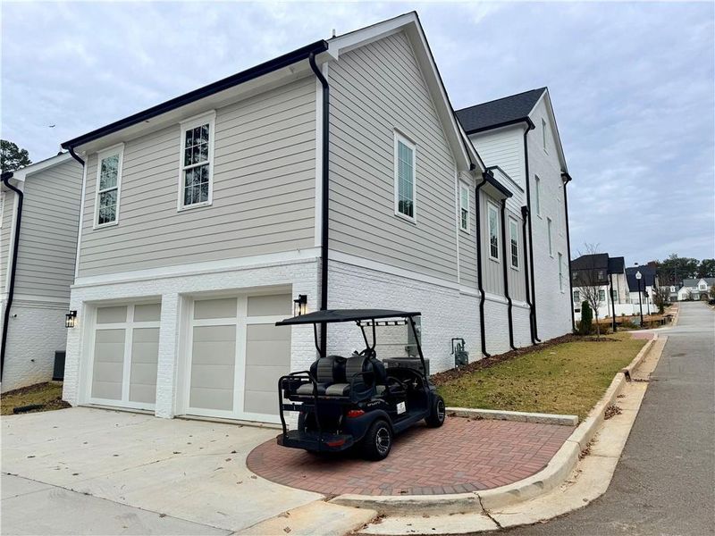 Exterior details and patio area of a home in Laurel Brooke, Peachtree City (Image 3). Exterior details and patio area of a home in Laurel Brooke, Peachtree City (Image 3).