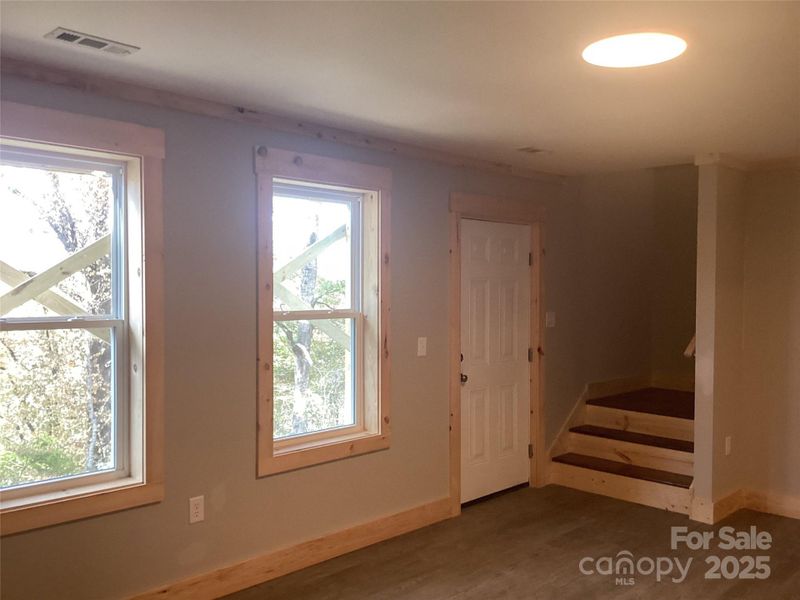 Image 40 of a home in .