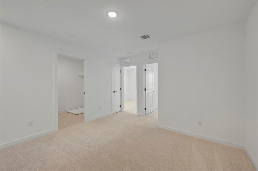 Spacious, unfurnished interior of a new home in Providence Commons, Providence Village (Image 24).