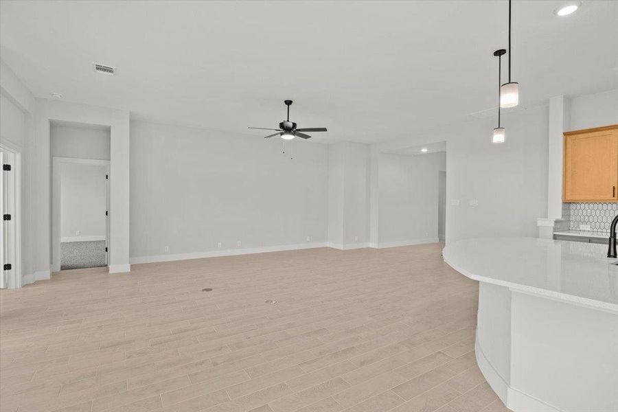 *PHOTO REPRESENTATIVE OF FLOORPLAN ONLY* *PHOTO REPRESENTATIVE OF FLOORPLAN ONLY*