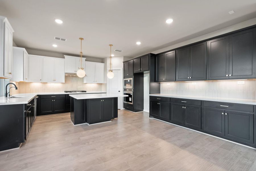 Furnished interior view inside a new home in Sienna 45', 50', Missouri City (Image 8). Furnished interior view inside a new home in Sienna 45', 50', Missouri City (Image 8).