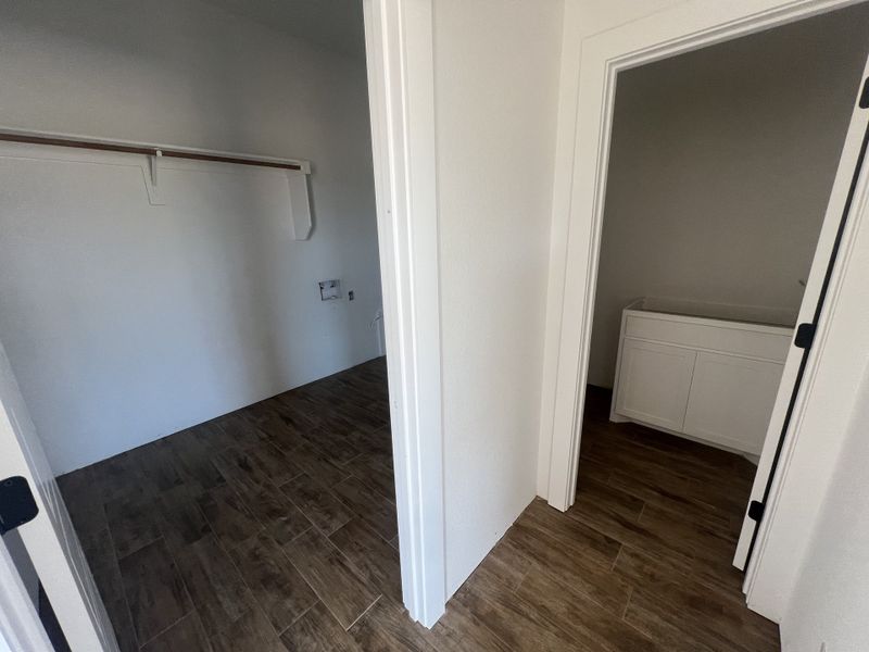 Spacious, unfurnished interior of a new home in Zion Valley, Poolville (Image 8).