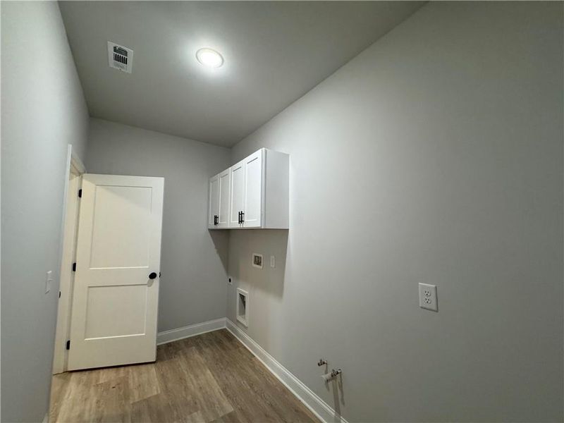 Spacious, unfurnished interior of a new home in , Toccoa (Image 12).
