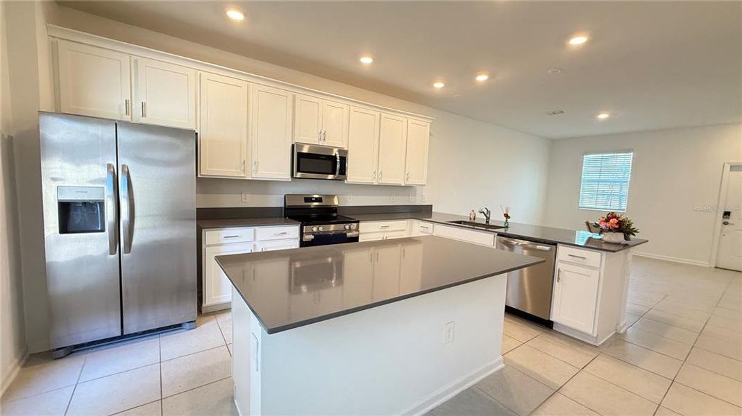 Furnished interior view inside a new home in , Kissimmee (Image 7).