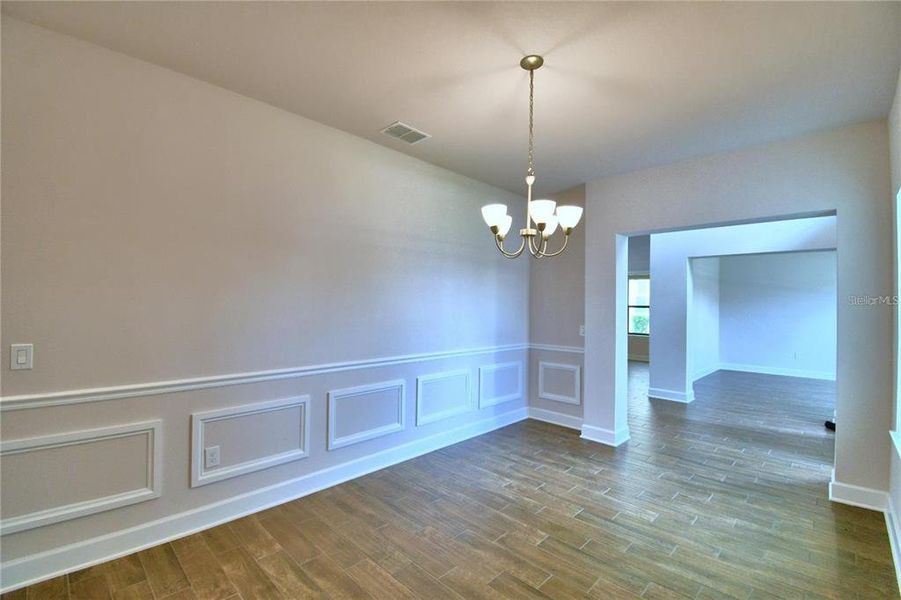 Sample Dining Room with Wainscotting