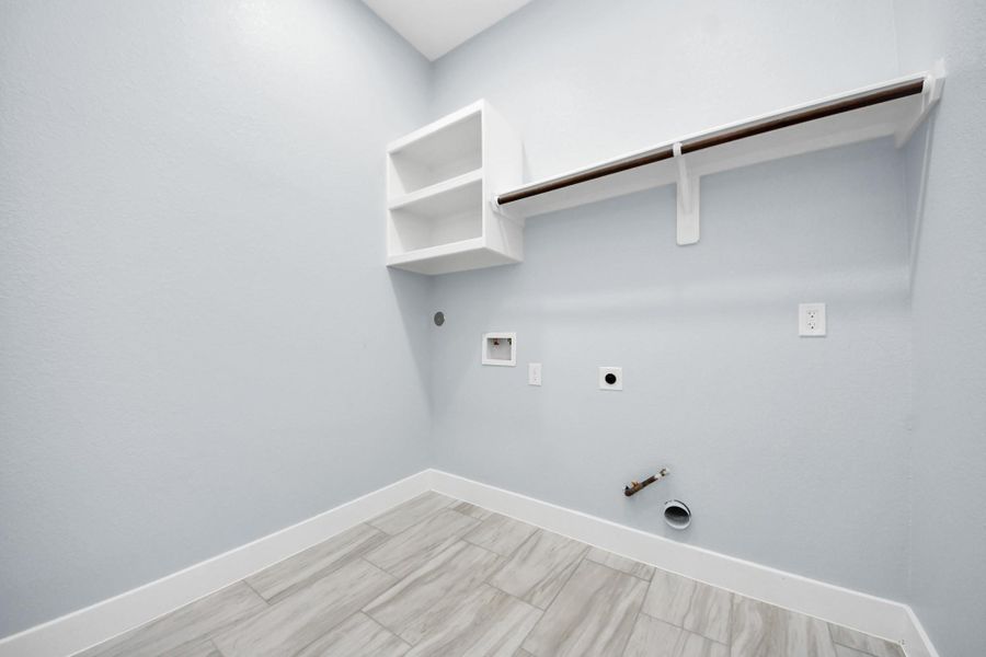 Spacious, unfurnished interior of a new home in , La Porte (Image 33).