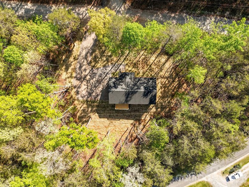 Image 34 of a home in .