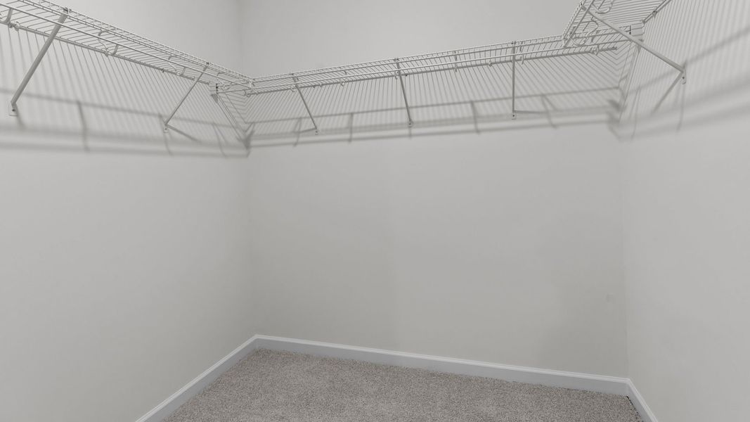 Spacious, unfurnished interior of a new home in West New Bern, New Bern (Image 13).