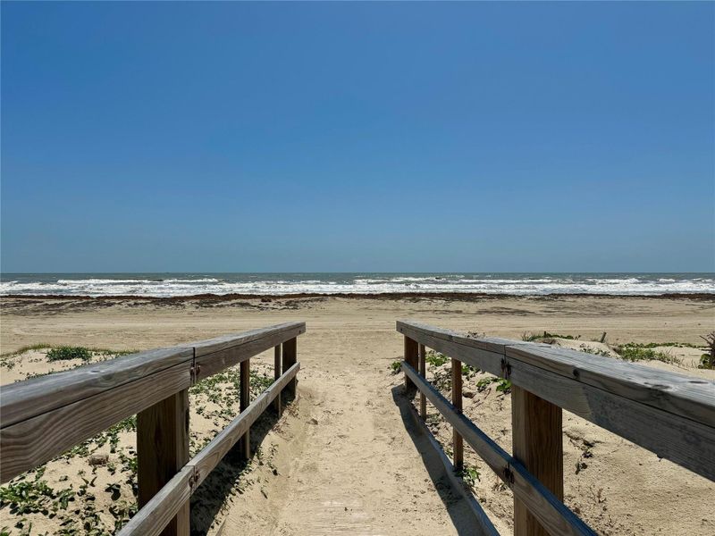 Walkover Direct Access to Beach on Beachcomber