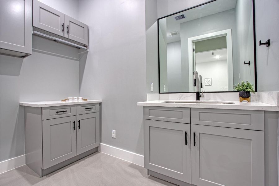 Furnished interior view inside a new home in , Plantersville (Image 17).
