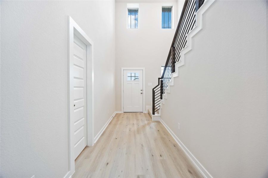 Spacious, unfurnished interior of a new home in Granger Pines, Conroe (Image 16). Spacious, unfurnished interior of a new home in Granger Pines, Conroe (Image 16).