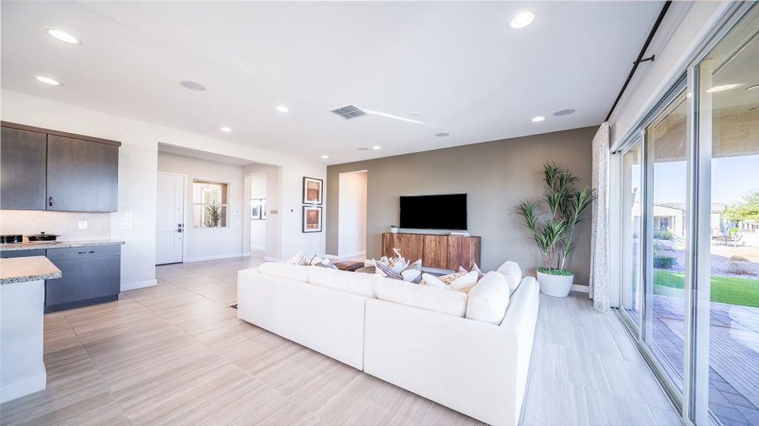 Furnished interior view inside a new home in Estrella, Goodyear (Image 11).