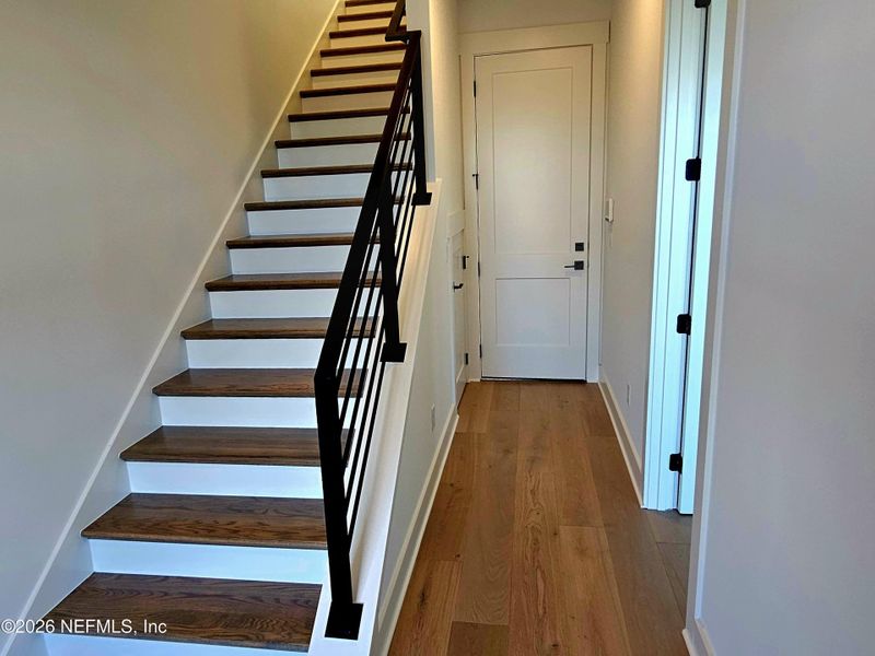 Spacious, unfurnished interior of a new home in , Jacksonville (Image 16).